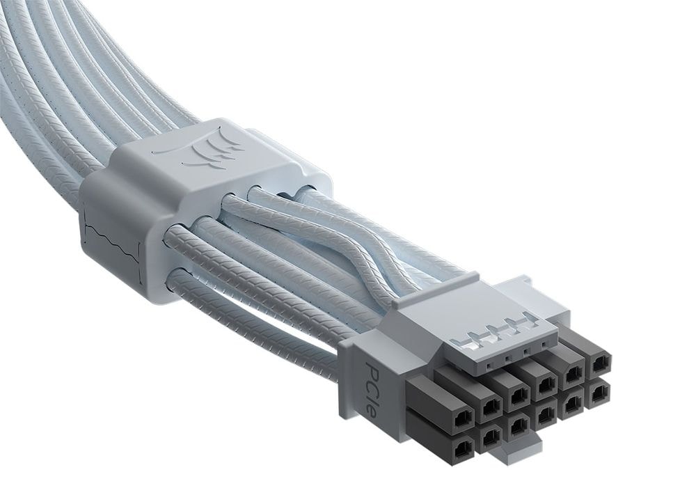 予約商品：7月23日発売予定】 CORSAIR ThermalProtect PCIe 5.1 600W