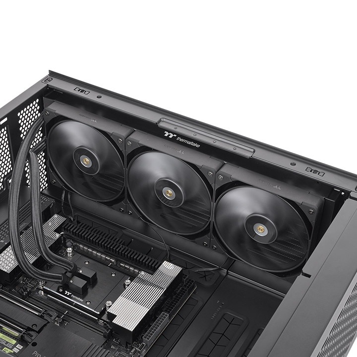 �ڼ�󤻾��ʡ�Ǽ���׳�ǧ�� Thermaltake AW420 AIO Liquid Cooler
