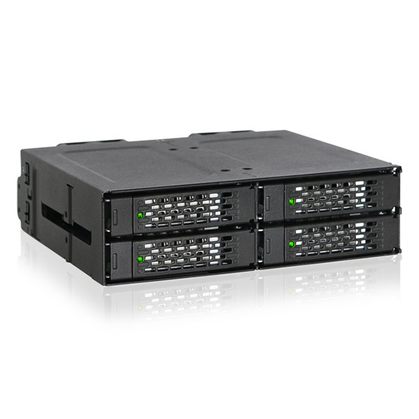 ToughArmor MB699VP-B 2.5����� NVMe U.2 SSD 4���� ICYDOCK
