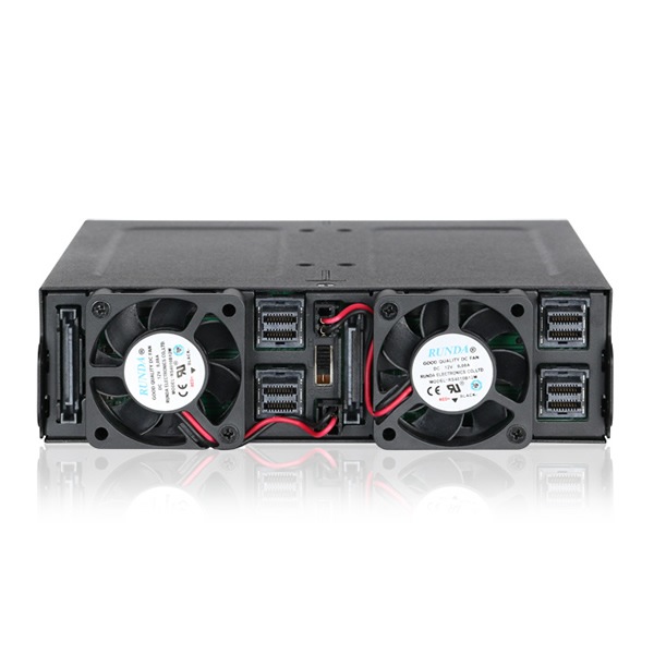 ToughArmor MB699VP-B 2.5����� NVMe U.2 SSD 4���� ICYDOCK