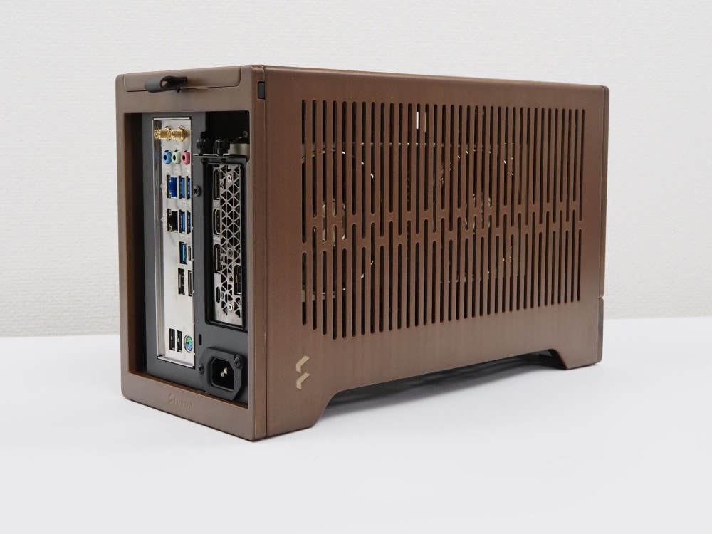 中古PCパーツセット】Fractal Design Terra 他計5点 Terra — Mini-ITX