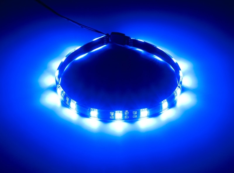 CableMod WideBeam Magnetic LED Strip - 30cm - BLUE (CM-LED-15-M30KB-R)