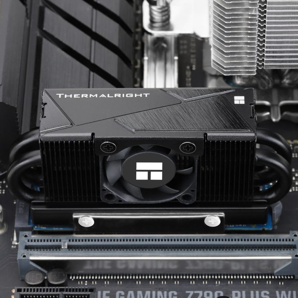 Thermalright M.2 ヒートシンク HR-10 2280 PRO BLACK