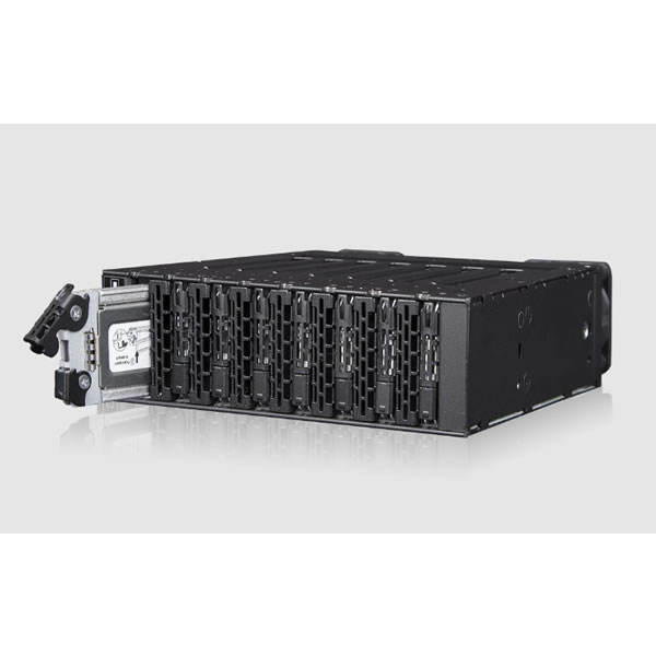 ToughArmor MB873MP-B V2 NVMe M.2 SSD 8���� ICYDOCK
