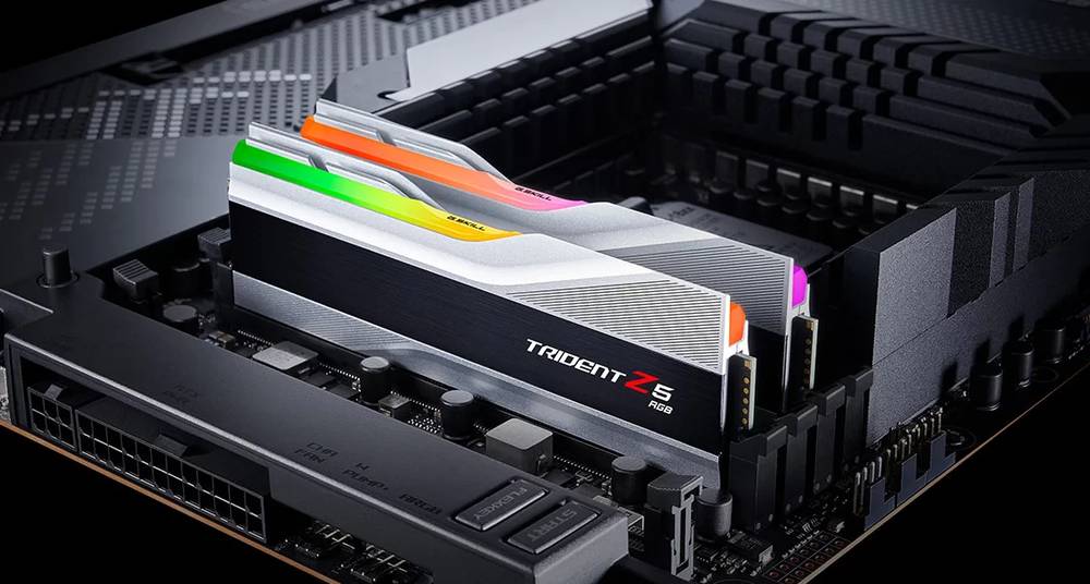G.SKILL Trident Z5 RGB DDR5-7600 CL36-46-46-121 1.40V 16GBx2 Intel XMP (F5-7600J3646G16GX2-TZ5RS)