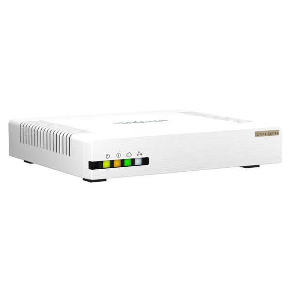 QNAP QHora-321 6 x 2.5GbE SD-WAN�롼����