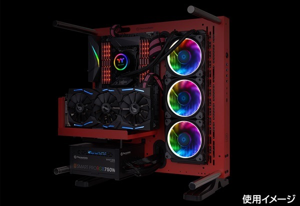 �ڼ�󤻾��ʡ�Ǽ���׳�ǧ�� Thermaltake TT Sync Controller TT Premium Edition (CL-O015-PL00BL-A)
