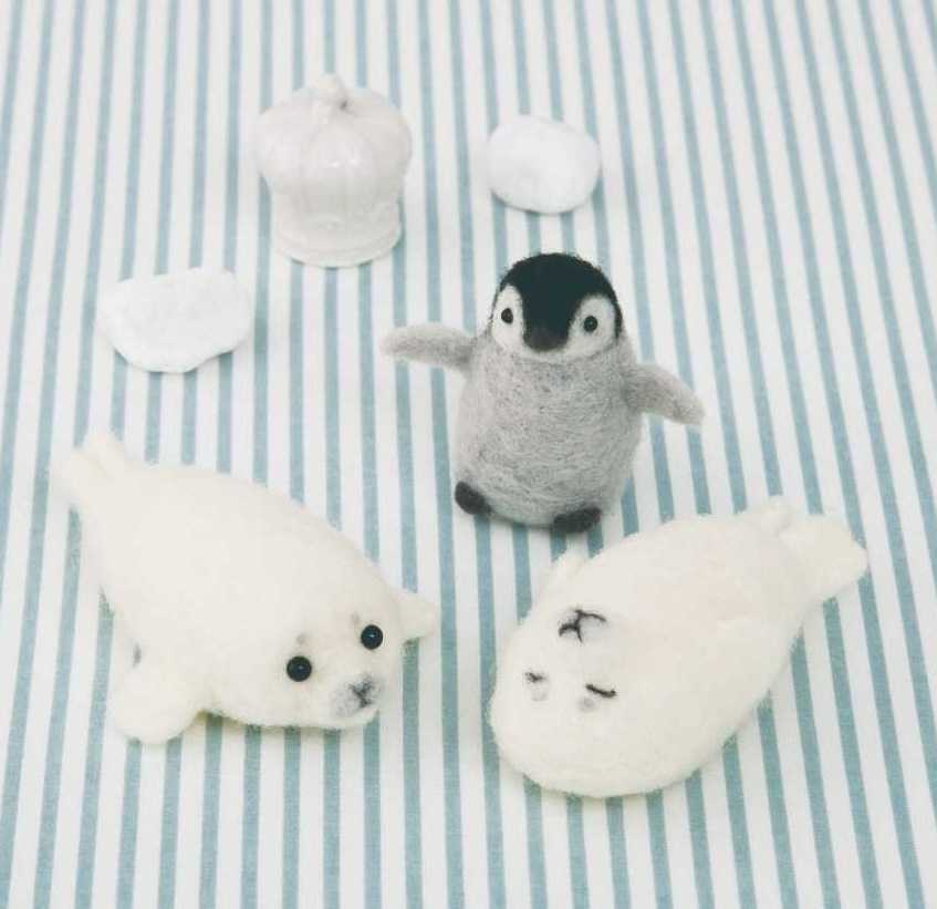 ４４１－５８４　ペンギンとアザラシの赤ちゃん