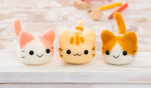 ４４１－５２８　なかよし三つ子のにゃんころ　いちごミルク・とら・ニケ