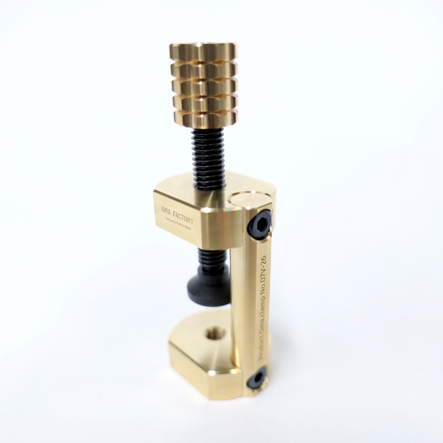 OMA.CLAMP Brass 
