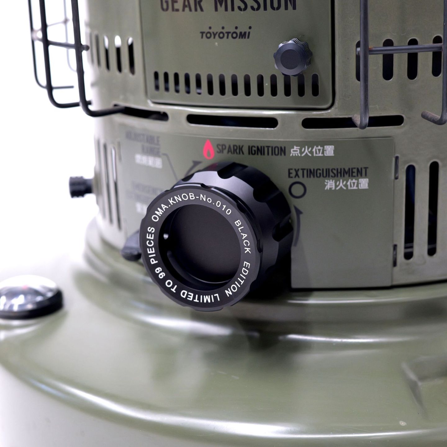OMA.KNOB-No.010