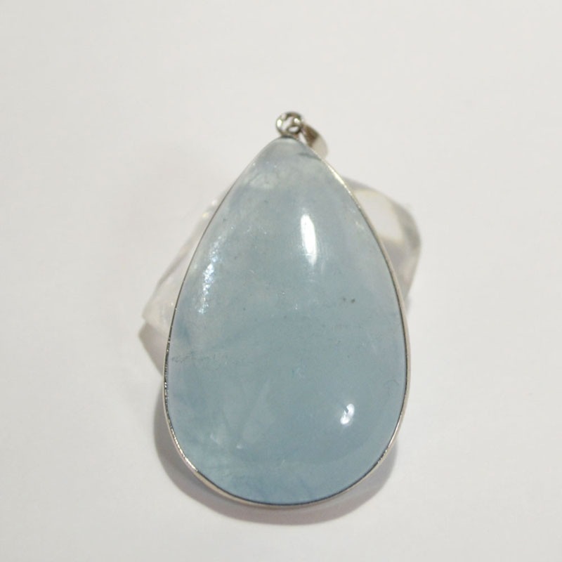 アクアマリン<br>ネックレストップ<br>TYPE:2/一点もの<br>恋愛/結婚/海難事故防止<br>石ランク/★★★★☆