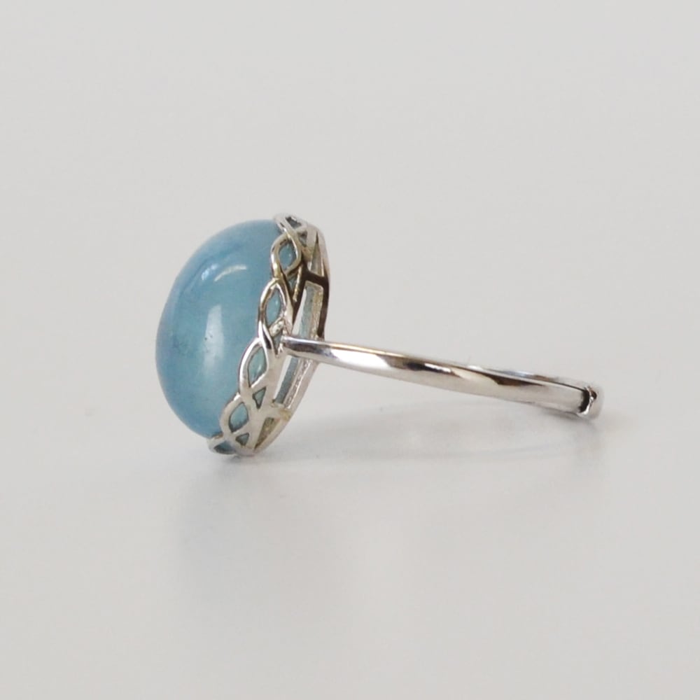 アクアマリン<br>シルバー925製リング/指輪<br>フリーサイズ/3月誕生石<br>恋愛/結婚/海難事故防止<br>石ランク/★★★★☆