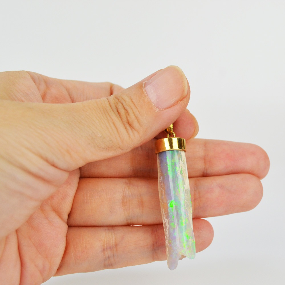 べレムナイトオパール<br>ペンダントトップ 18K<br>一点もの 超レア商品<br>恋愛/子宝繁栄<br>石ランク/★★★★☆