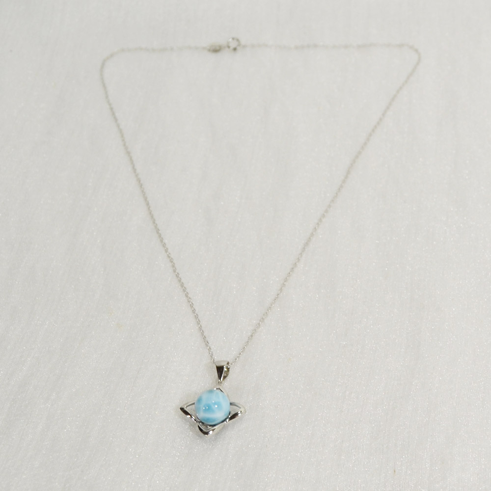 ラリマー<br>silver925製ネックレス<br>四葉モチーフ/シルバーカラー<br>癒し/対人<br>★★★★★