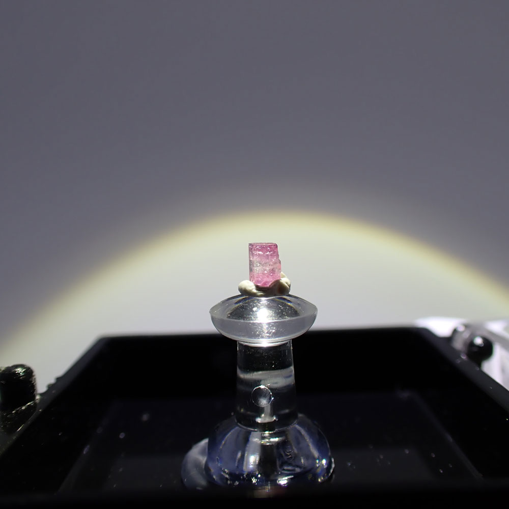 ペツォッタイト　マダガスカル産　ファインミネラル ★★★★★ 鉱物 標本｜PARAGON