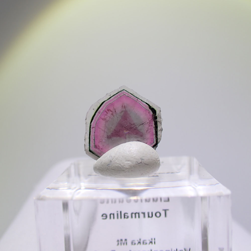 リディコータイトトルマリン　ピンク　マダガスカル産　ファインミネラル ★★★★★鉱物 標本｜PARAGON