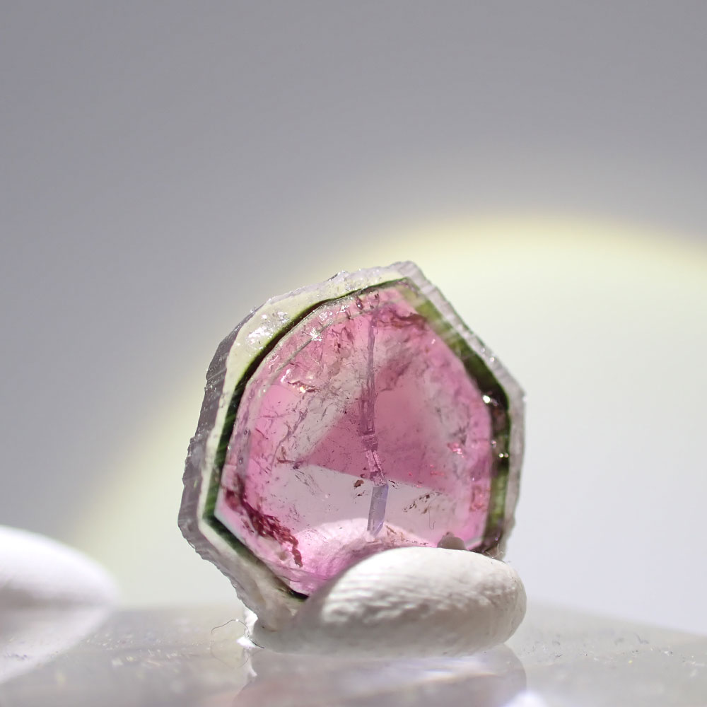 リディコータイトトルマリン　ピンク　マダガスカル産　ファインミネラル ★★★★★鉱物 標本｜PARAGON