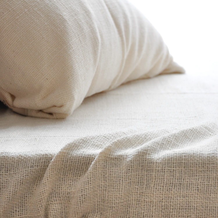 やさしい肌ざわりが心地よい眠りを誘います 和紡シーツ