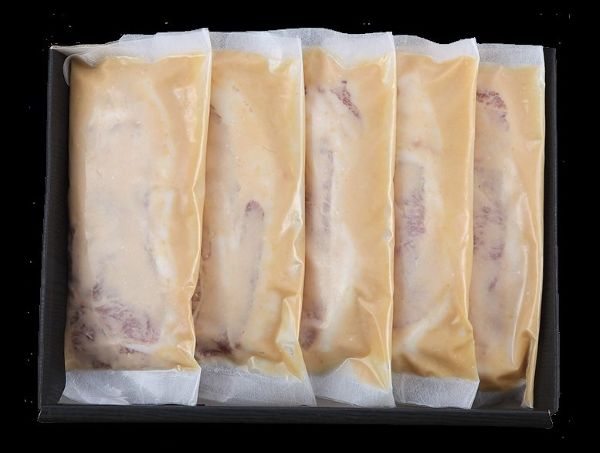 【送料込】 能登豚味噌漬け（いしる風味）※お届け日ご指定・熨斗対応不可