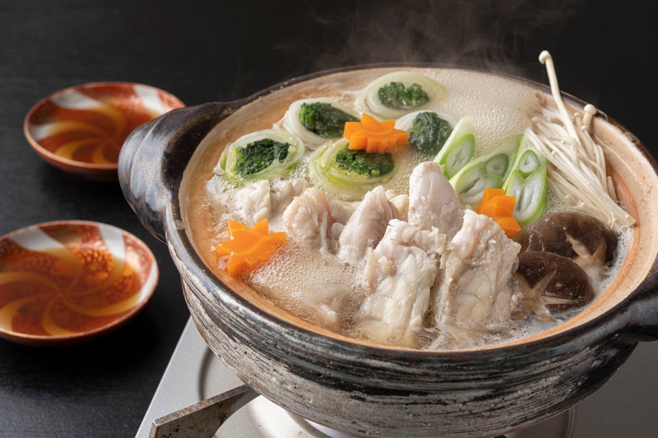 【送料込】 加賀屋博多店料理長監修　　とらふぐセット（3～4人前）