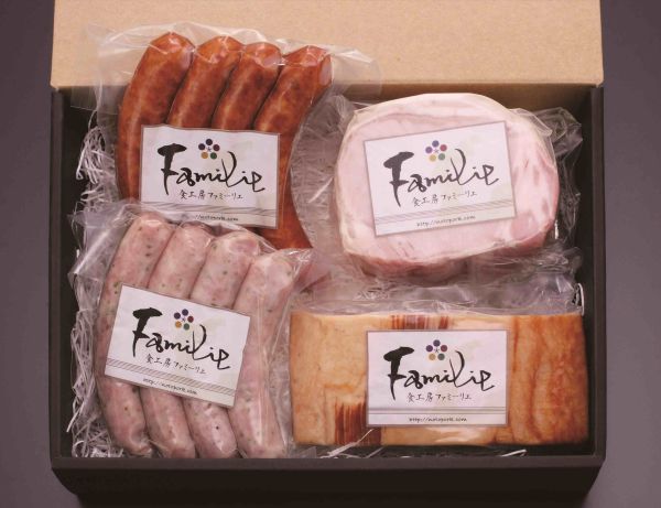 【送料込】能登豚　ハム・ソーセージ詰合せ　※お届け日ご指定・熨斗対応不可