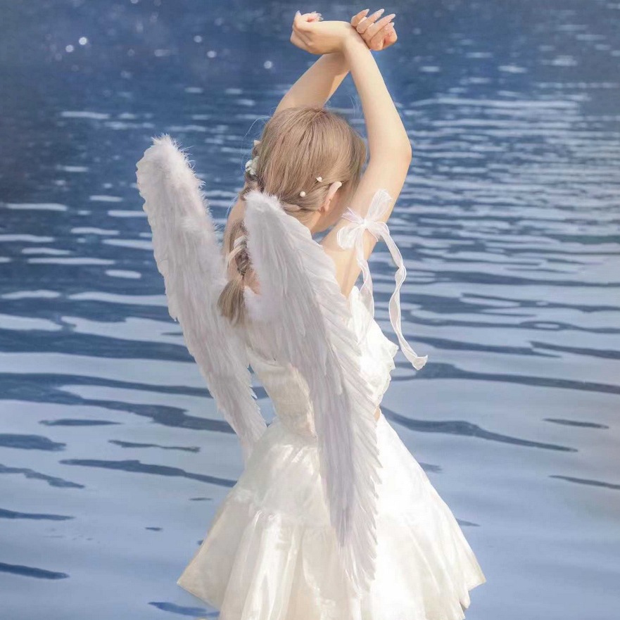 エンジェルコスチュームに 天使の羽商品サムネ画像