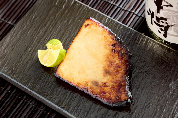 メカジキの酒粕漬け　蔵粕海（くらかすみ）