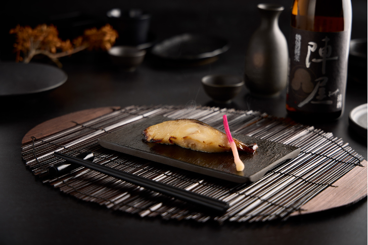 ギンダラの酒粕漬け　蔵粕海（くらかすみ）