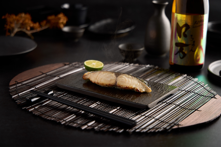 サワラの酒粕漬け　蔵粕海（くらかすみ）