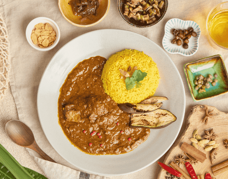 赤えいの西インド風ビンダルーカレー