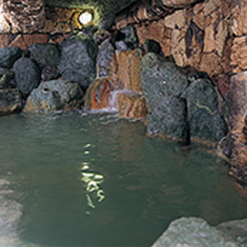 岩風呂（天然温泉）