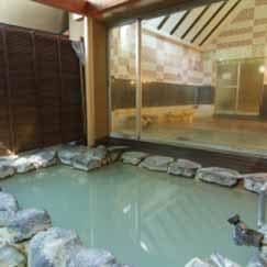 四季折々の自然を眺めながらごゆっくりお寛ぎください。