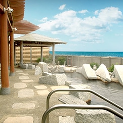 太平洋が一望できる展望露天風呂。