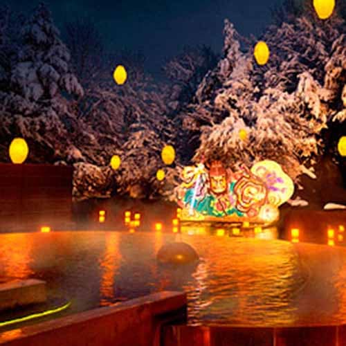 冬の風物詩「ねぶり流し灯篭」