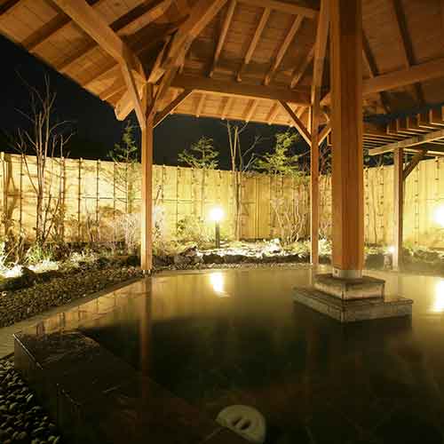 庭園風の露天風呂『石庭』