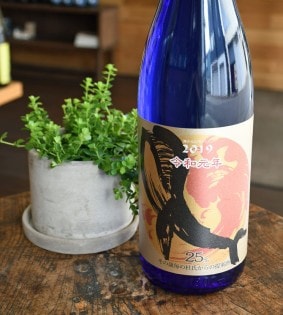 �ڰ����۳������£���� 2019<1,800ml>