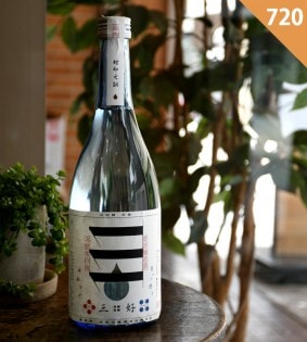 �����ܼ�ۻ��� ���ƶ�� �֥롼<720ml>