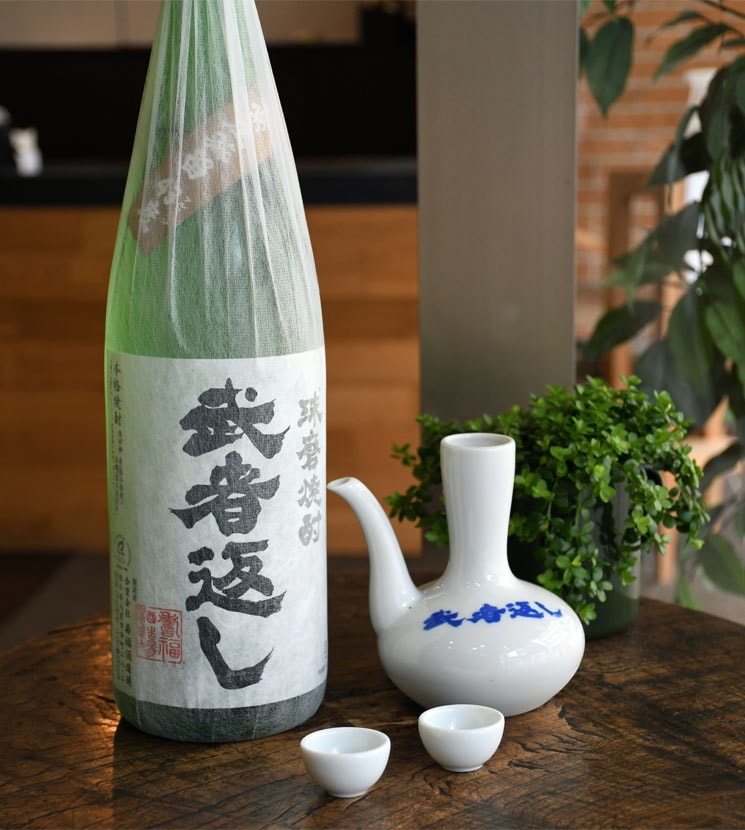【米焼酎】武者返し 43度<1,800ml>-ONTable(オンターブル) 【米焼酎】武者返し 43度<1,800ml>-ONTable(オンターブル)