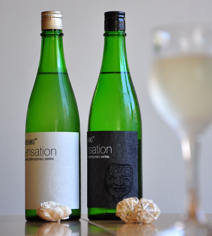 �����ܼ�۾л͵� ���̽��� ���٥� Sensation WHITE ������<1,800ml>