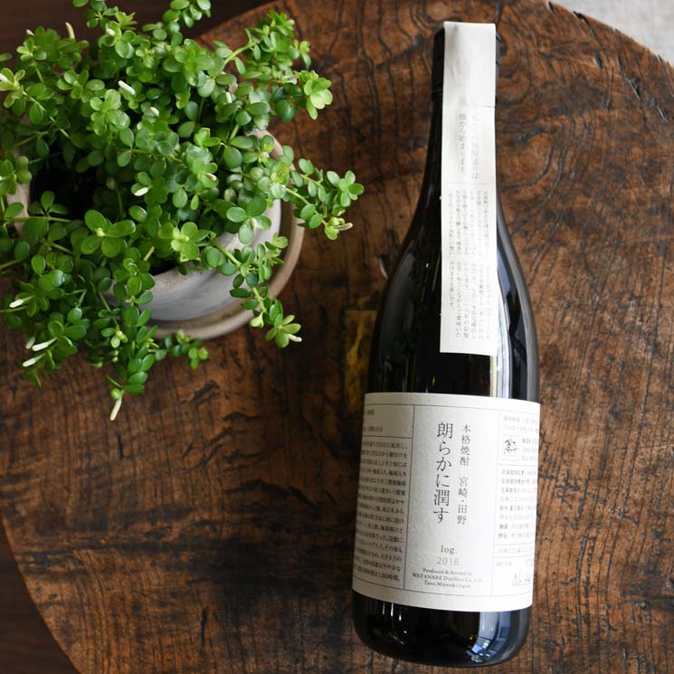 �ڰ�����ϯ�餫�˽᤹ log.2019<750ml>