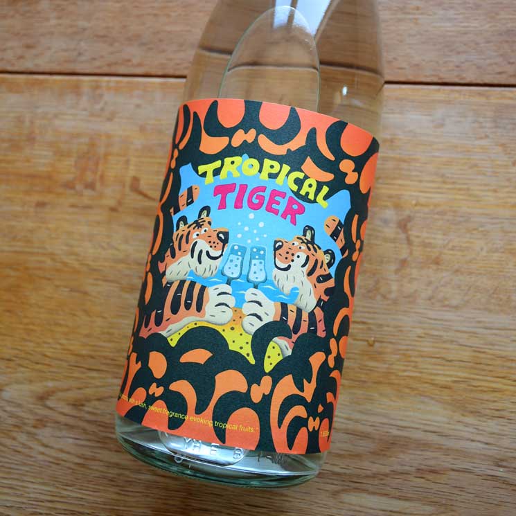 �ڰ�����TOROPICAL TIGER<1,800ml>