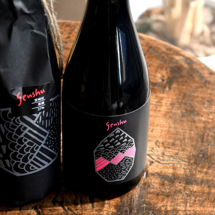 �ڰ����۾�Ϫ genshu. �ܺ��<720ml>