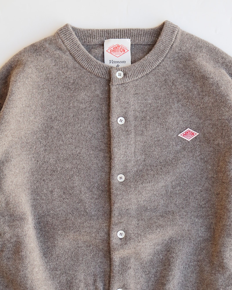 DANTON ダントン ラムウール ニット カーディガン ベージュ 42 Bshop｜DANTON | ラムウール Vネックニットカーディガン MEN