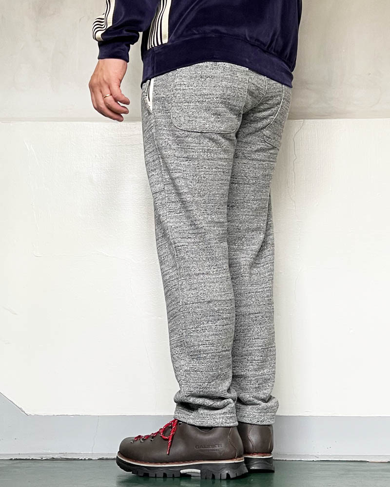 11_000000007975.jpg?1757662122