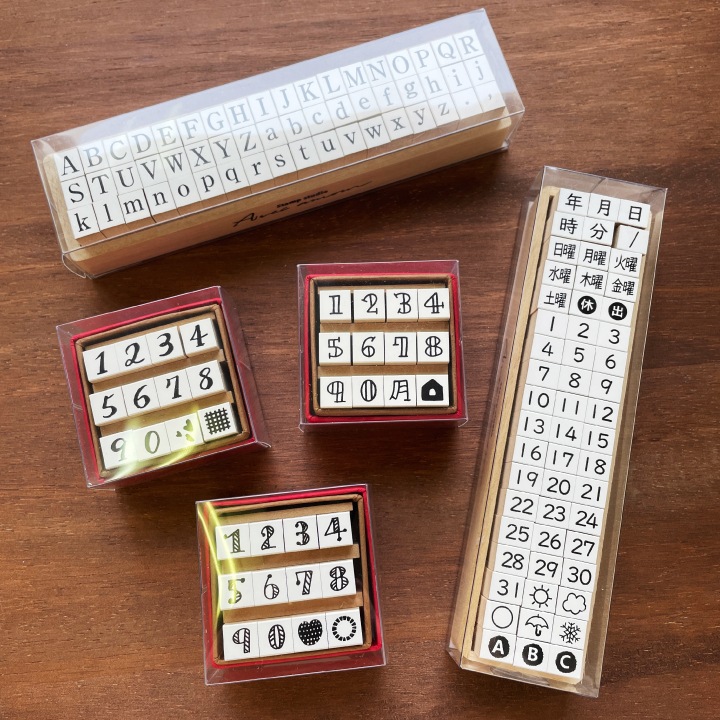 【新品未使用】 AlphaTales アルファベット学習セット Amazon.co.jp: Alphabet Books Set【アルファベット絵本学習