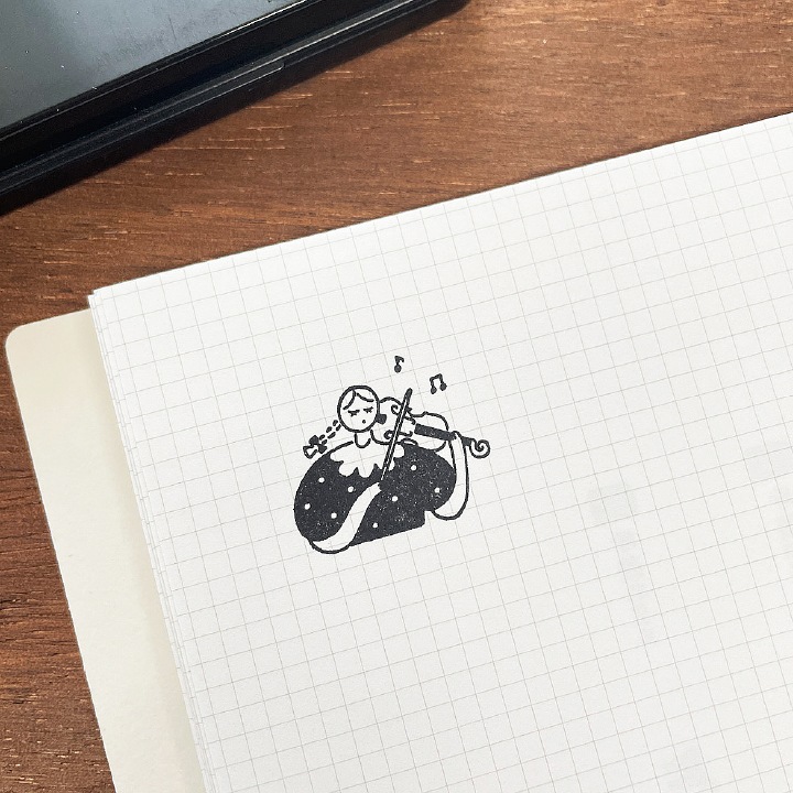 木製どっしりとした台　黒大　赤小　未使用 000000001097_1_v0n0gU4.jpg