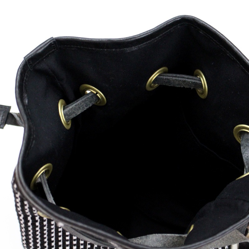 heso�����Ĵ�Ź���ɻҿ����奷�������Хå��������ĥ��졼