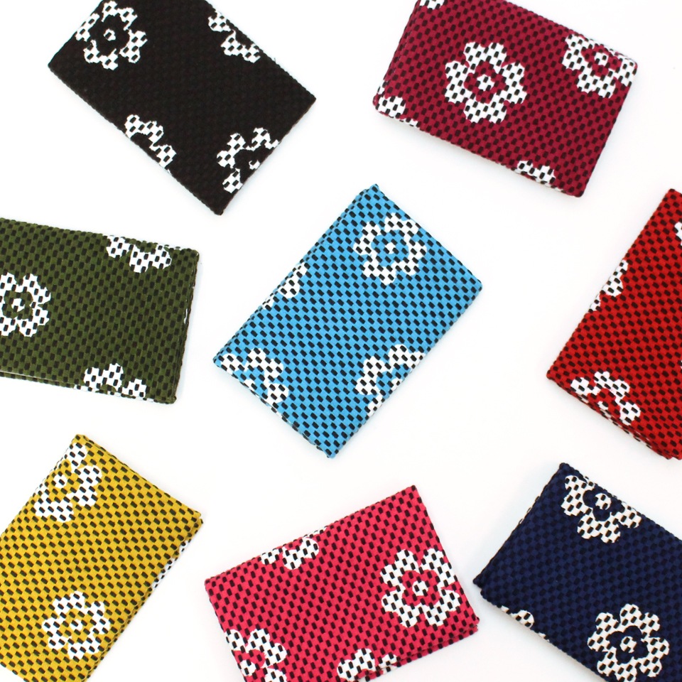 �ɻҿ������ɥ��������������С�/��