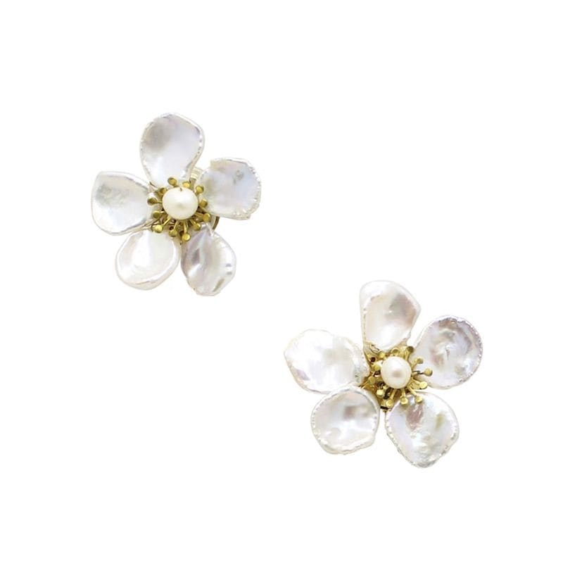 BABI flower<br/>バビフラワー<br/>イヤリング